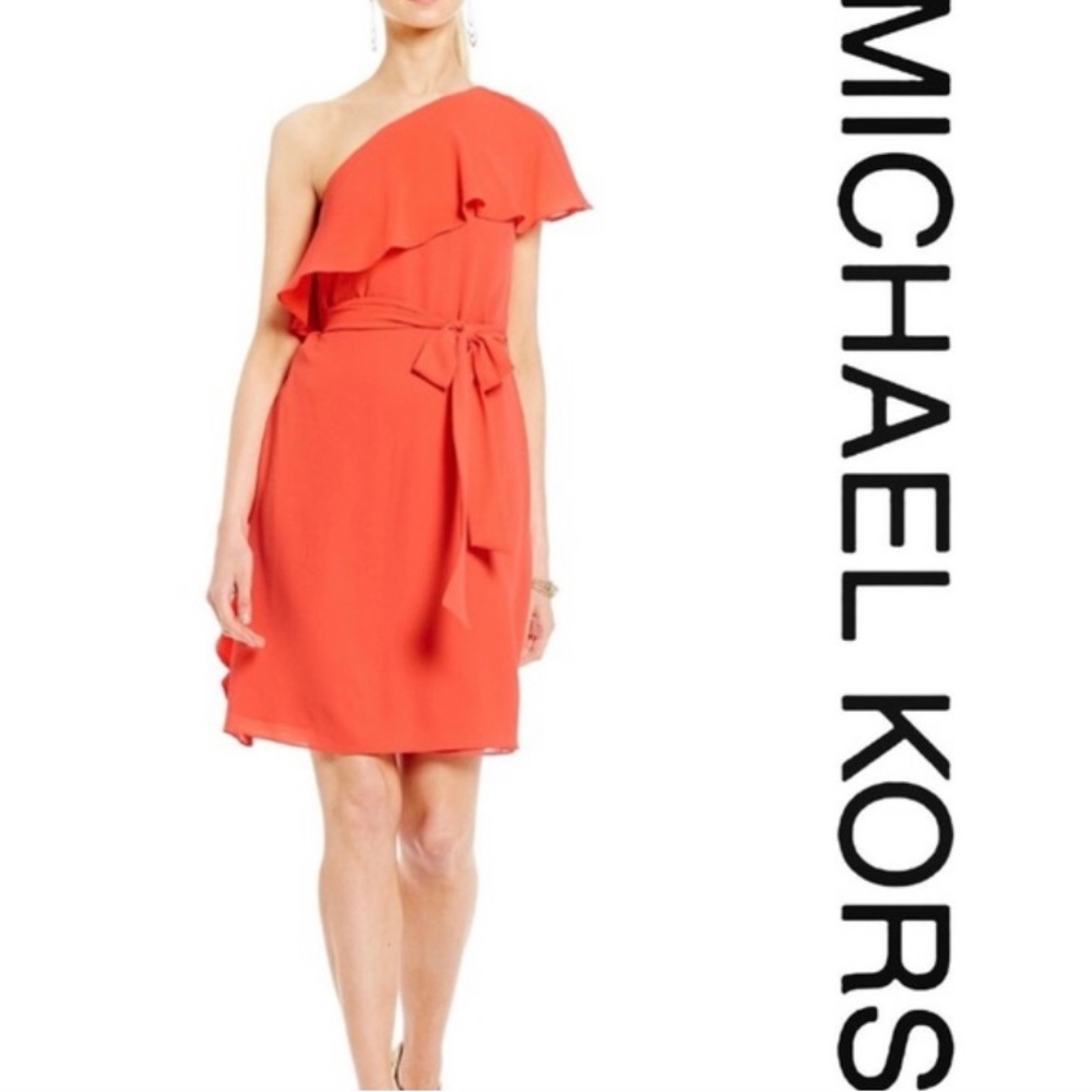 🧡💰⬇️ Beautiful Michael Kors one shoulder ruffle dress. Color Salmon, size 6